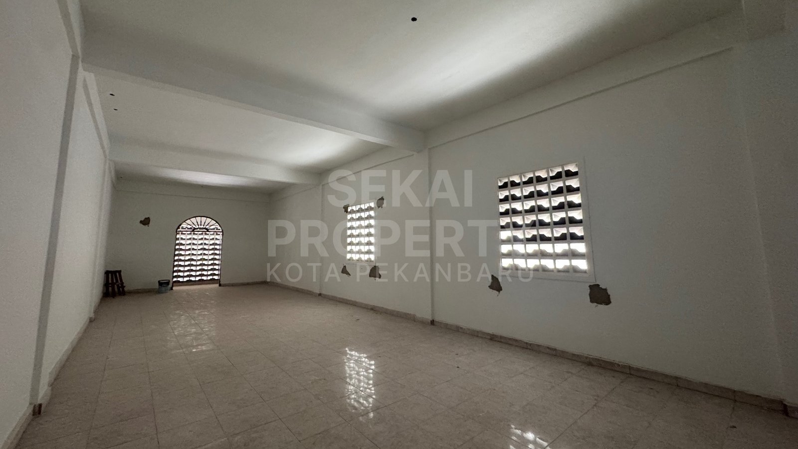 Lihat semua foto