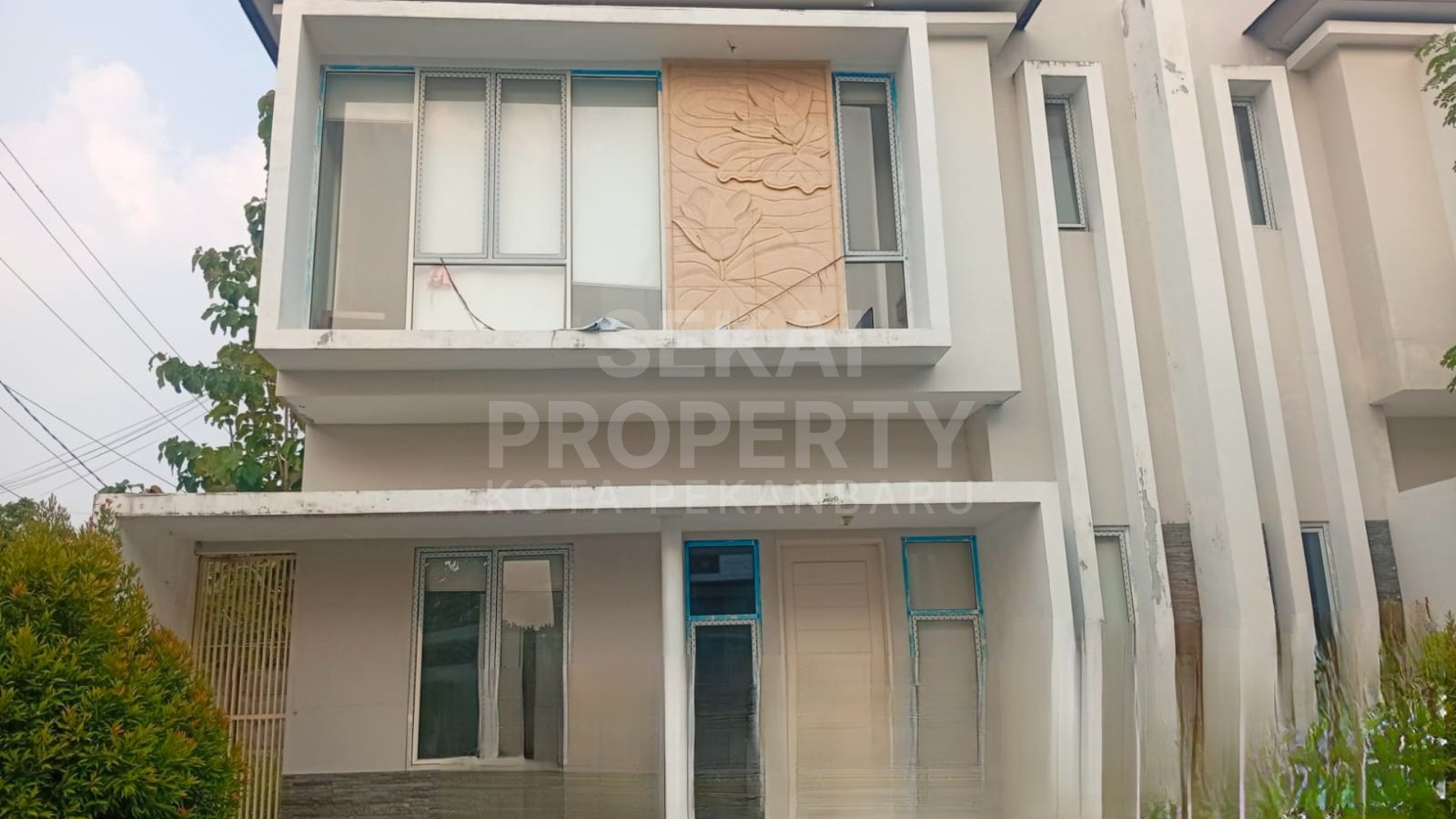 Dijual Rumah Cluster 2 Lantai Dekat Jl. Jenderal Sudirman