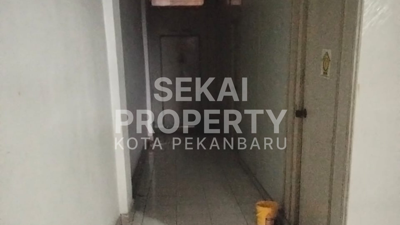 Lihat semua foto
