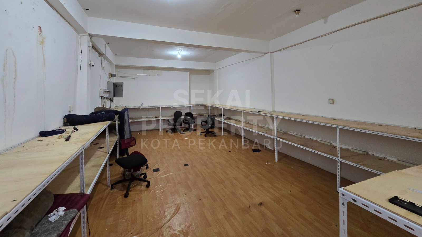 Dijual Ruko 3lt Siap Pakai Lokasi Jalan Riau Pekanbaru
