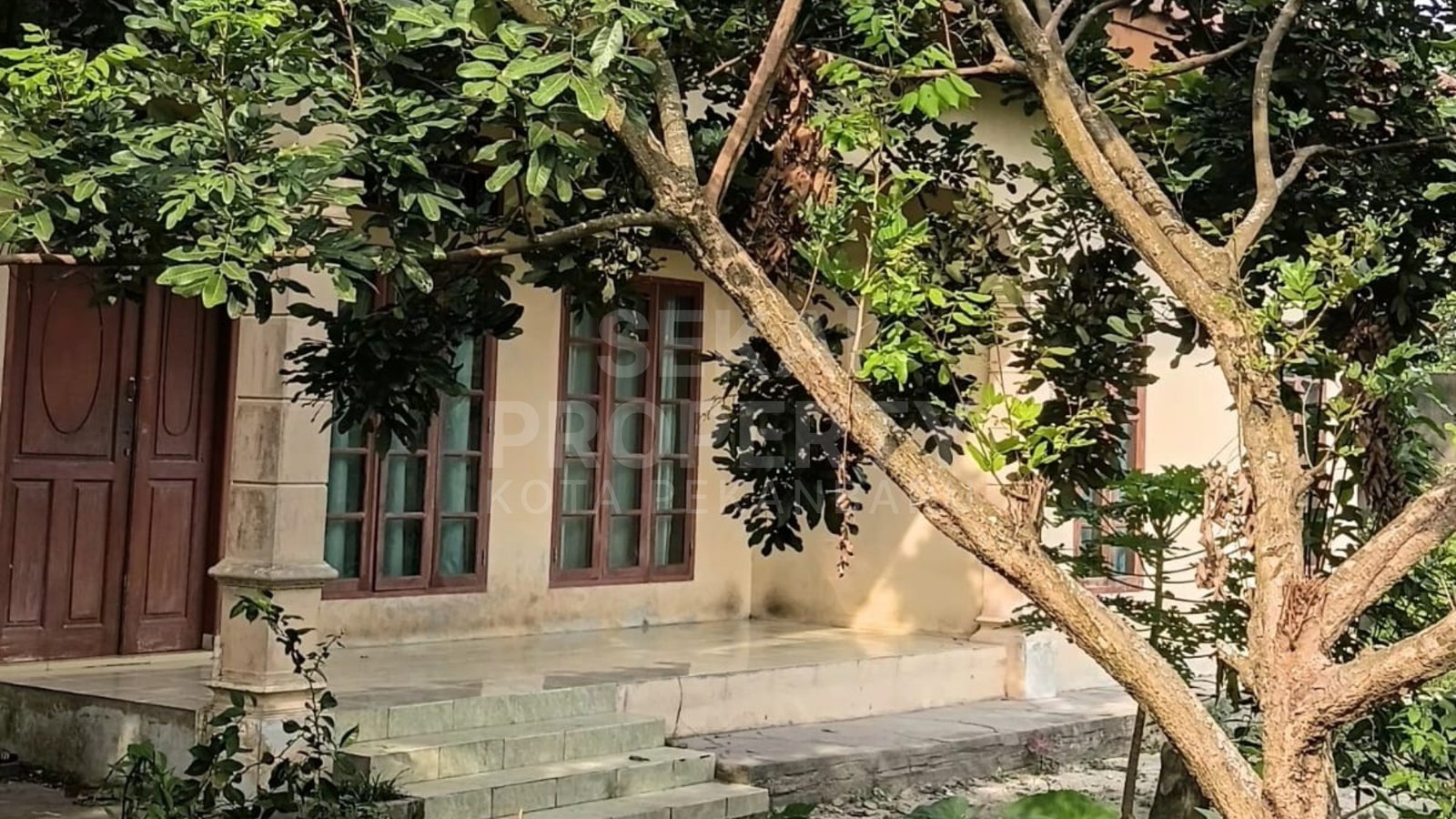 Dijual Rumah Bulatan Di Jl. Melati Indah