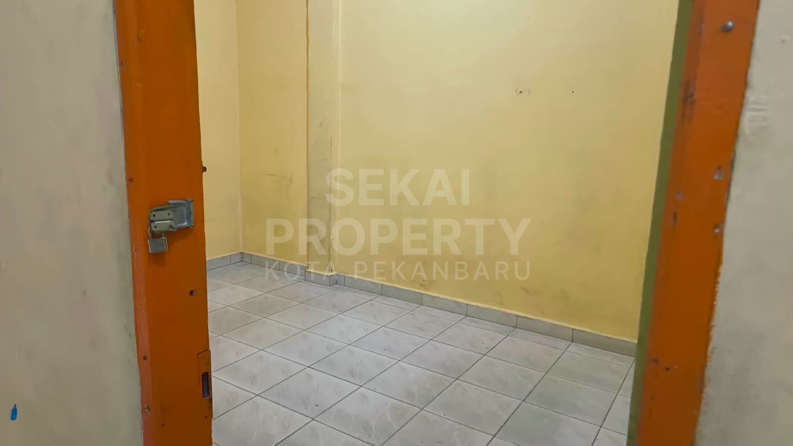 Lihat semua foto
